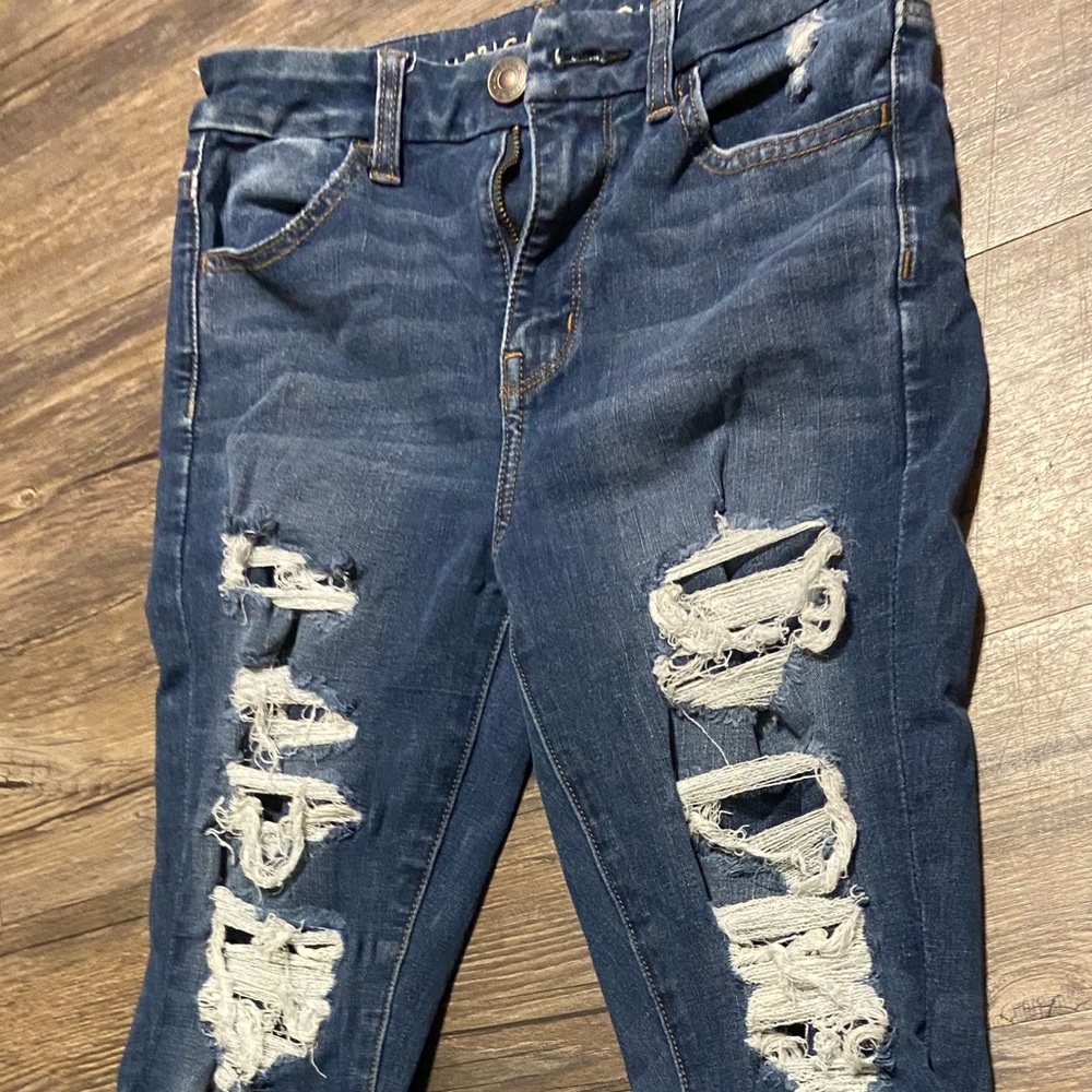 super cute american eagle jeans, nothing wrong with them